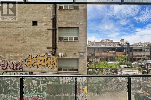 202 - 458 Richmond Street W, Toronto, ON - 