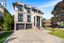 352 PATRICIA AVENUE  Toronto, ON M2R 2M7