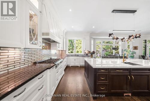 352 Patricia Avenue, Toronto, ON - Indoor Photo Showing Kitchen With Upgraded Kitchen