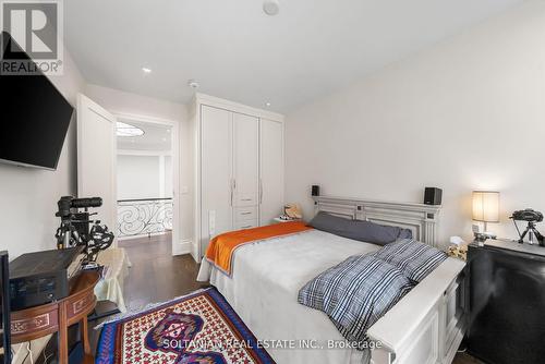 352 Patricia Avenue, Toronto, ON - Indoor Photo Showing Bedroom