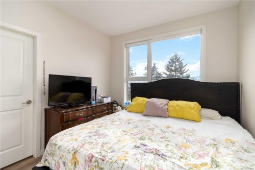 202-815 Orono Ave, Langford, BC - Indoor Photo Showing Bedroom