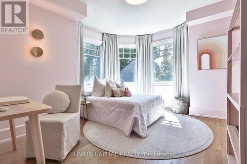 16 Lytton Boulevard, Toronto, ON - Indoor Photo Showing Bedroom