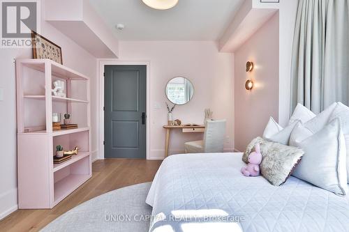 16 Lytton Boulevard, Toronto, ON - Indoor Photo Showing Bedroom