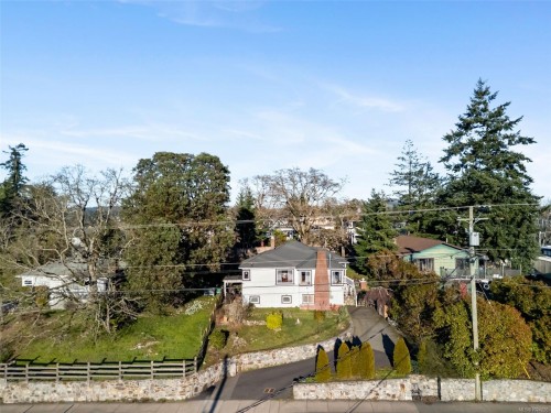 730 Burnside Rd West, Saanich, BC 