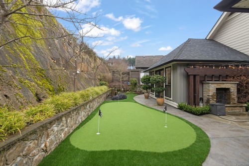 2149 Champions Way, Langford, BC 