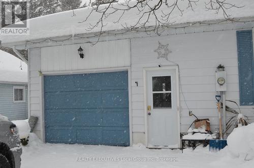 46 Paget Street, Sundridge, ON - Outdoor