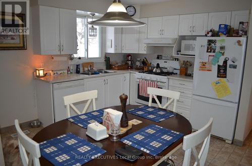 46 Paget Street, Sundridge, ON - Indoor