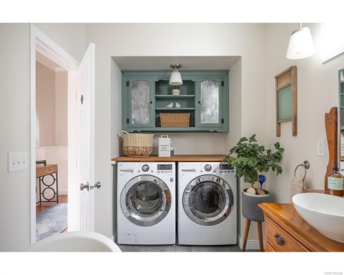 457 Milton St, Nanaimo, BC 