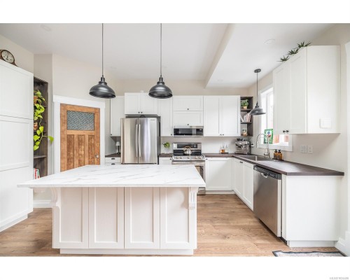 457 Milton St, Nanaimo, BC 