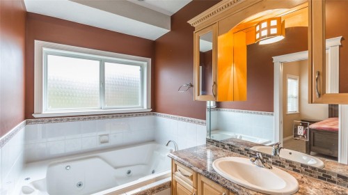 6529 Raven Rd, Nanaimo, BC 