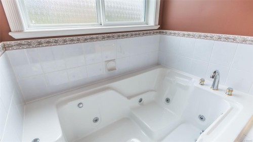 6529 Raven Rd, Nanaimo, BC 