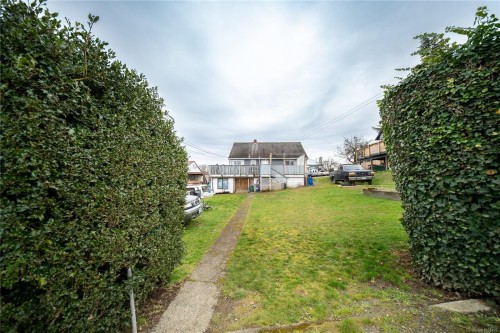 126 Baden Powell St, Ladysmith, BC 