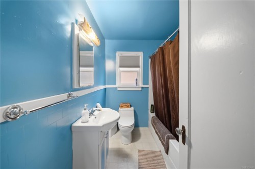 126 Baden Powell St, Ladysmith, BC 