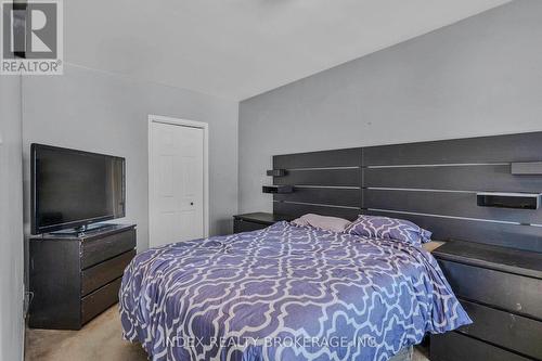 86 Gibbons Street, Oshawa, ON - Indoor Photo Showing Bedroom