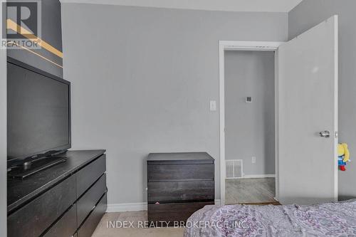 86 Gibbons Street, Oshawa, ON - Indoor Photo Showing Bedroom
