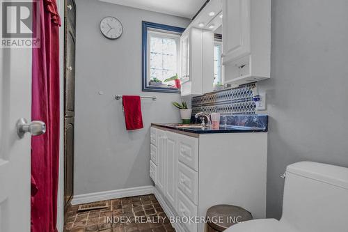 86 Gibbons Street, Oshawa, ON - Indoor Photo Showing Bathroom