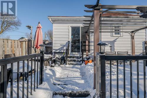 86 Gibbons Street, Oshawa, ON - Outdoor