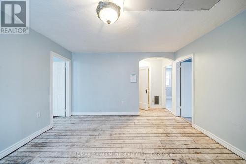 2414 Holt Road, Clarington, ON - Indoor Photo Showing Other Room