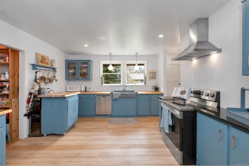 4752 Fairbridge Dr, Duncan, BC 