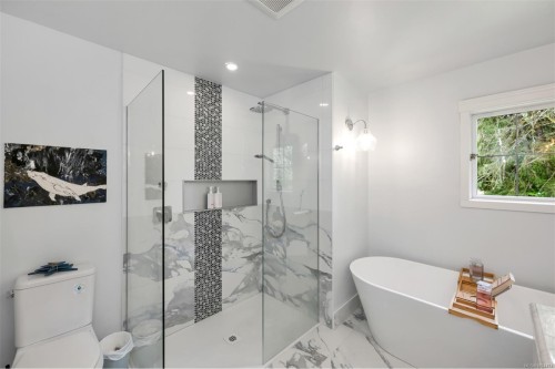 4752 Fairbridge Dr, Duncan, BC 