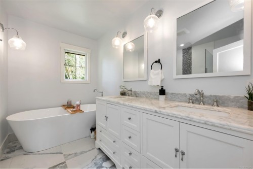 4752 Fairbridge Dr, Duncan, BC 