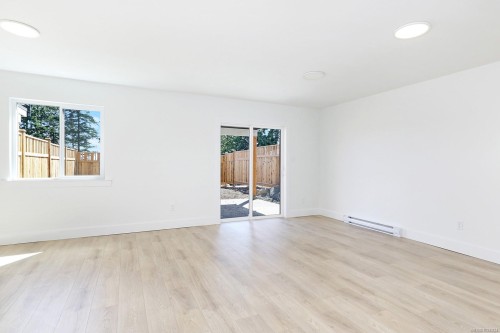 B-1369 Galerno Rd, Campbell River, BC - Indoor Photo Showing Other Room