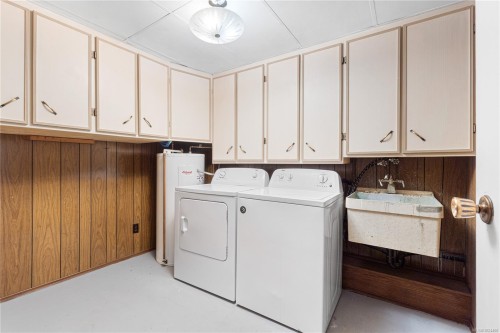 3801 Morris Pl, Nanaimo, BC 