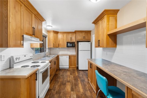 3801 Morris Pl, Nanaimo, BC 