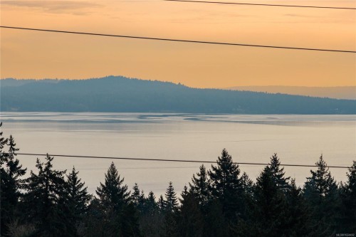 439 Thetis Dr, Ladysmith, BC 