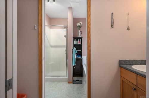 4160 Gulfview Dr, Nanaimo, BC 