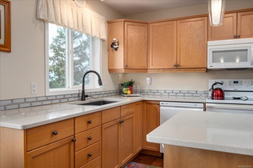 4160 Gulfview Dr, Nanaimo, BC 