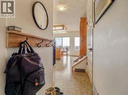 Kitchen hallway has access to garage - 