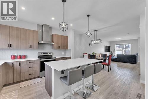 67 Corner Glen Gardens Ne, Calgary, AB - Indoor Photo Showing Kitchen With Upgraded Kitchen