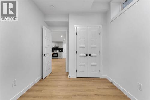 67 Corner Glen Gardens Ne, Calgary, AB - Indoor Photo Showing Other Room