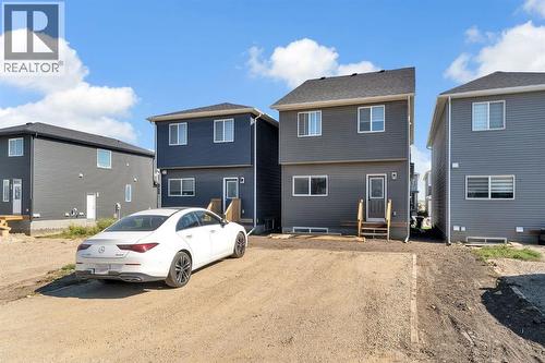 67 Corner Glen Gardens Ne, Calgary, AB - Outdoor