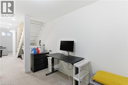 Office area with light colored carpet - 40 Fullerton Avenue, Hamilton, ON - Indoor Photo Showing Office