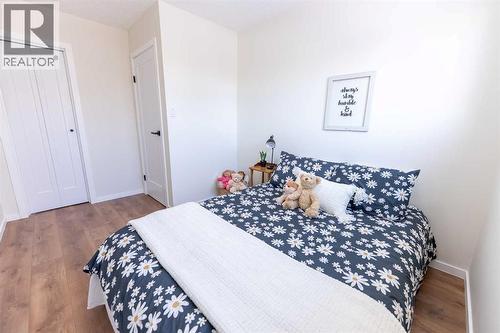 215 Overdown Drive, Red Deer, AB - Indoor Photo Showing Bedroom