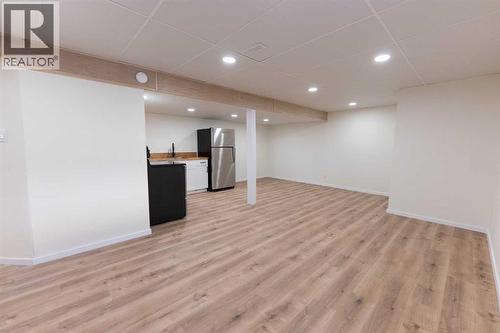 215 Overdown Drive, Red Deer, AB - Indoor