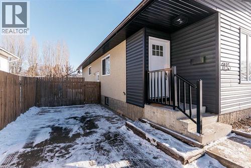 215 Overdown Drive, Red Deer, AB - Outdoor With Exterior