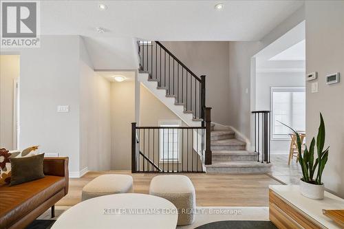 15 - 2220 Queensway Drive, Burlington, ON - Indoor