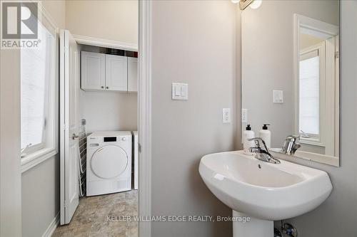 15 - 2220 Queensway Drive, Burlington, ON - Indoor Photo Showing Laundry Room