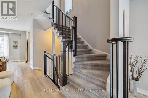 15 - 2220 Queensway Drive, Burlington, ON - Indoor Photo Showing Other Room