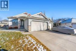 58 Chaparral Close SE  Calgary, AB T2X 3L7
