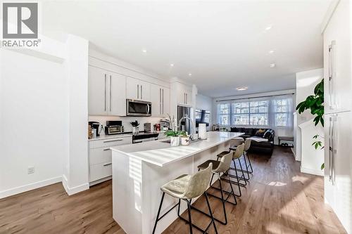 197 Dawson Way, Chestermere, AB - Indoor Photo Showing Other Room