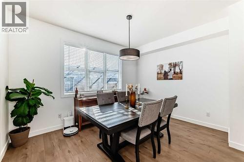 197 Dawson Way, Chestermere, AB - Indoor Photo Showing Dining Room