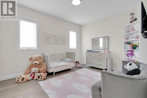 7251 Silver Creek Circle, London South (South V), ON - Indoor Photo Showing Bedroom