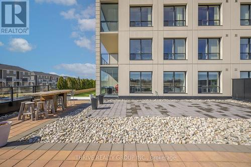 205 - 240 Villagewalk Boulevard, London North (North R), ON - Outdoor
