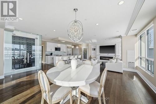 205 - 240 Villagewalk Boulevard, London North (North R), ON - Indoor Photo Showing Dining Room