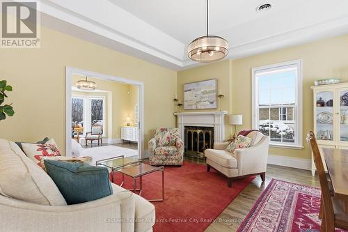 5 Cobourg Street, Goderich (Goderich (Town)), ON - Indoor Photo Showing Living Room With Fireplace