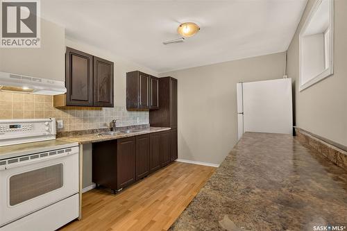 453 21St Street E, Prince Albert, SK - Indoor Photo Showing Kitchen